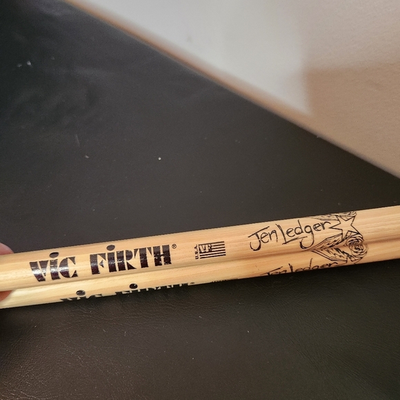 Vic Firth The Perfect Pair Signature Jen Ledger Made In USA Drumsticks(2) - Picture 8 of 8